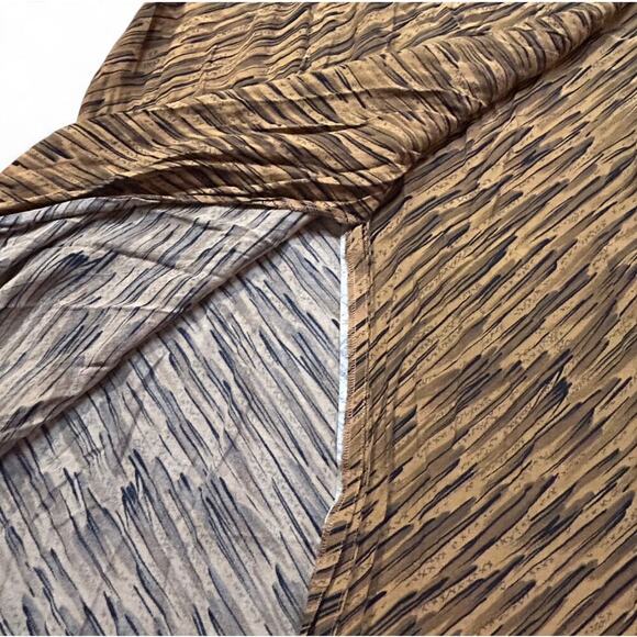 Jennifer Moore stylish 90’s Skirt in rich fall tones. Size 24W 100% Rayon - Picture 4 of 6